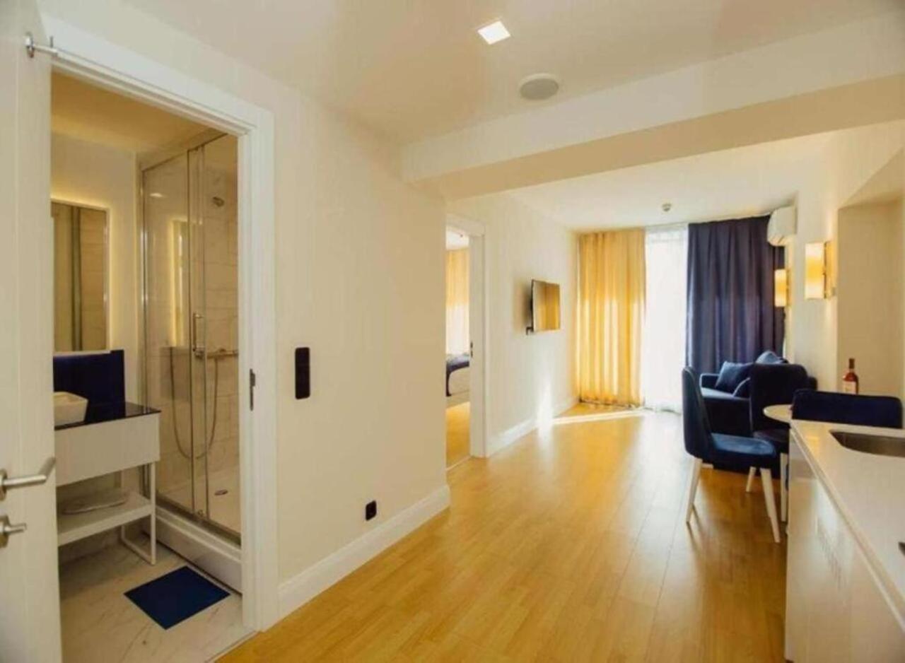 Holiday In Orbi Apartment Batumi Exterior foto